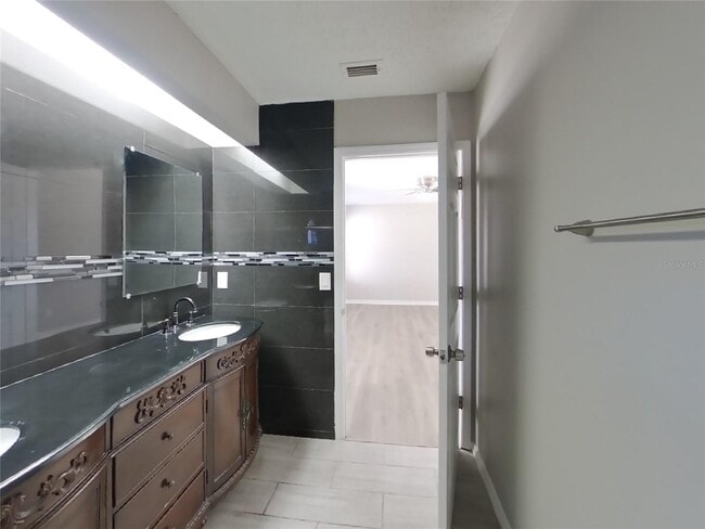 Building Photo - 1714 Tarah Trace Dr