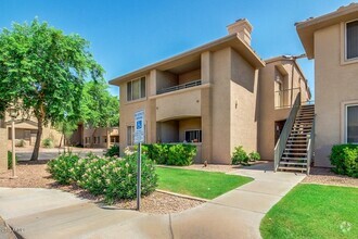 Building Photo - 16013 S Desert Foothills Pky