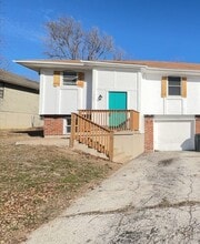 Building Photo - 345 N Gilbert St