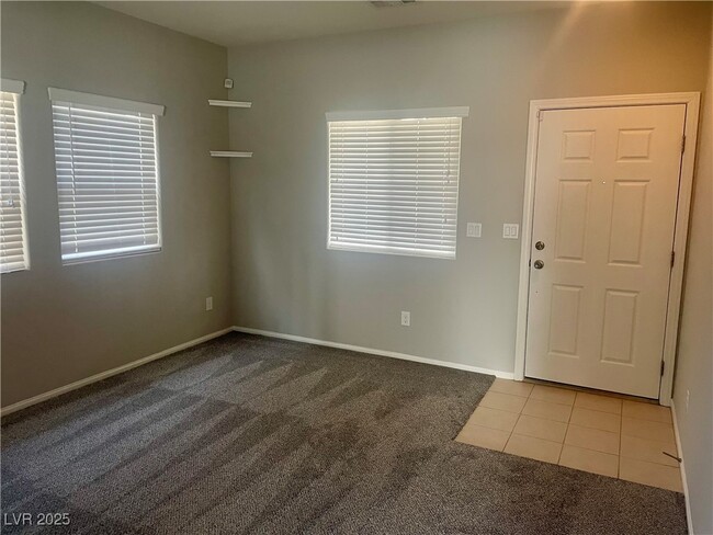 Building Photo - 8365 S Pioneer Way