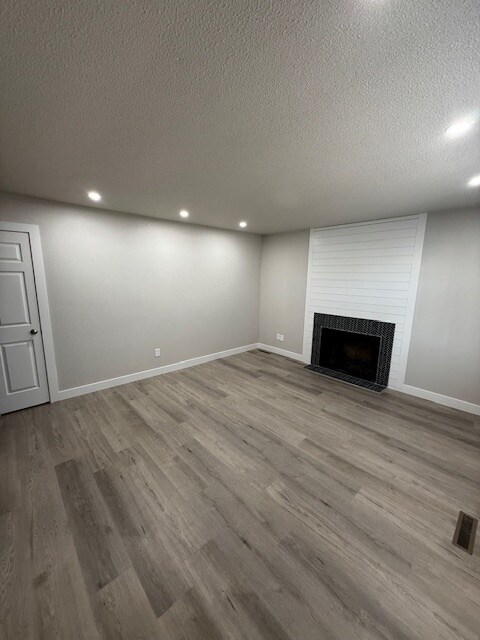 Foto del edificio - 338 25th Avenue Ct
