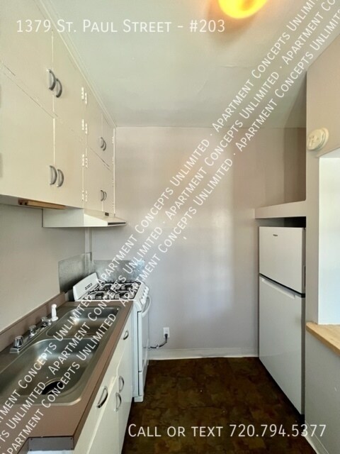 Foto del edificio - 1379 St Paul St