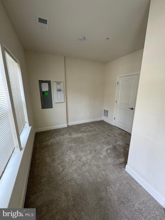 Building Photo - 2879 Chalkstone Pl