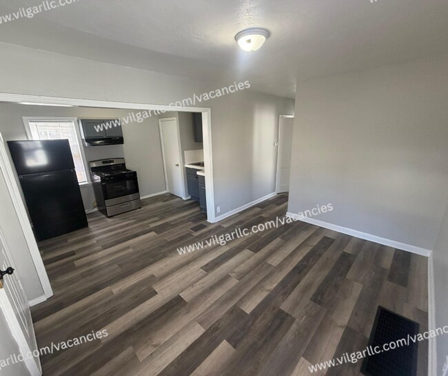 Foto del edificio - Newly Renovated 2-Bedroom • 1-Bathroom Home