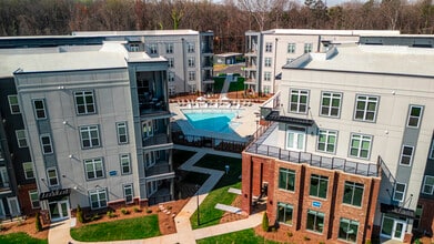 The Leo Loso - The Leo Loso Apartments