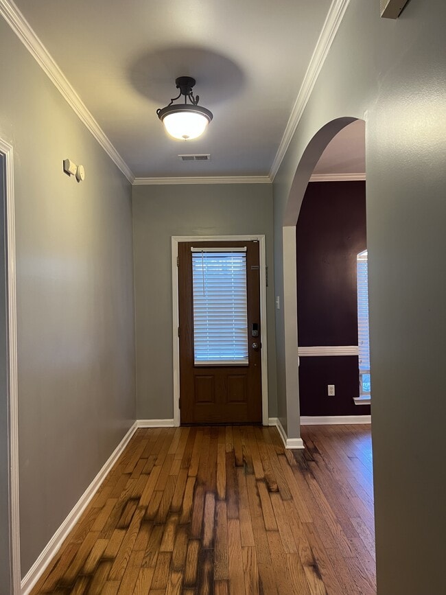 Building Photo - 23 Sterling Ridge Dr