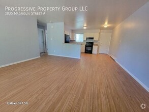 Building Photo - 1035 Magnolia St