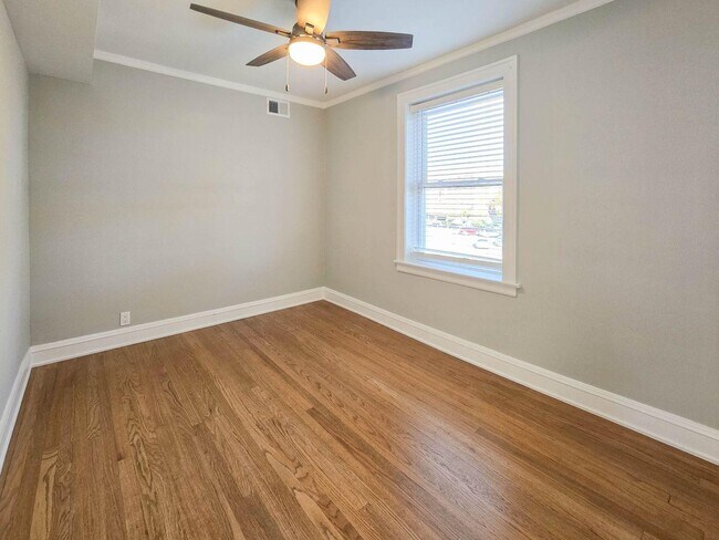 Foto del edificio - 4919 N Hermitage Ave