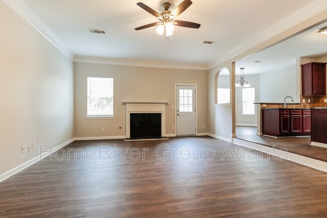 Building Photo - 3691 Sunbridge Dr SW