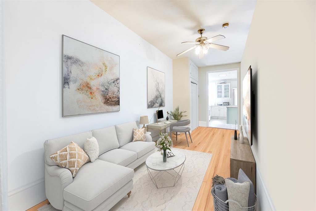 Primary Photo - 38 W Hamilton Pl #4L