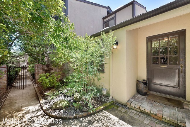 Foto del edificio - 3 br, 2 bath House - 285 Rinconada Avenue
