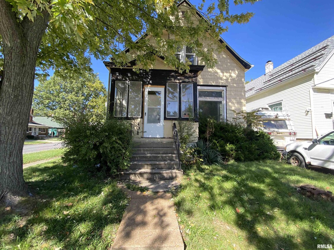 Primary Photo - 301 E Nebraska Ave