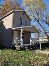 Building Photo - 507 S Evans Ave