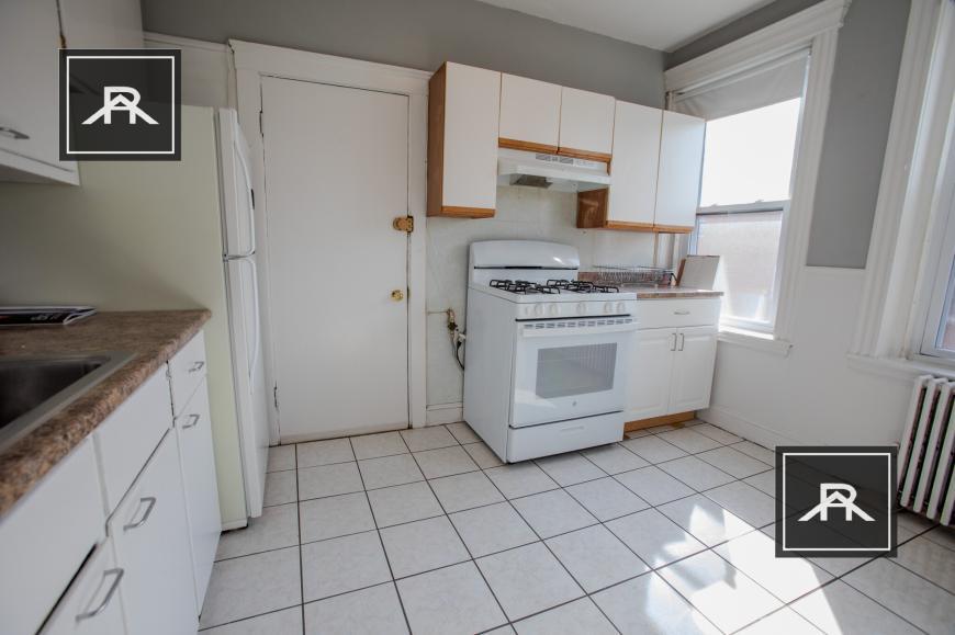2 bedroom in Brighton MA 02135 - 2 bedroom in Brighton MA 02135