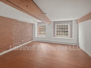 Building Photo - 240 Jackson St