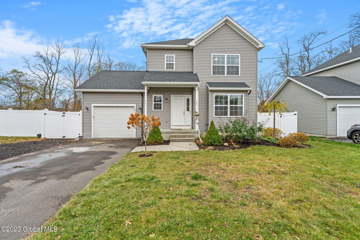 2848 Olean St, Schenectady, NY 12306 House Rental in Schenectady, NY