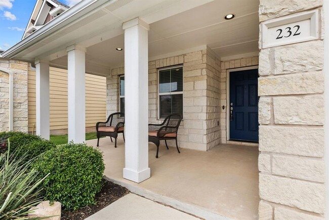 Building Photo - 232 Gaida Loop