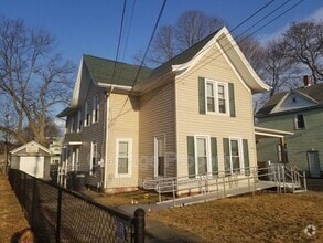 Building Photo - 1056 Walnut St