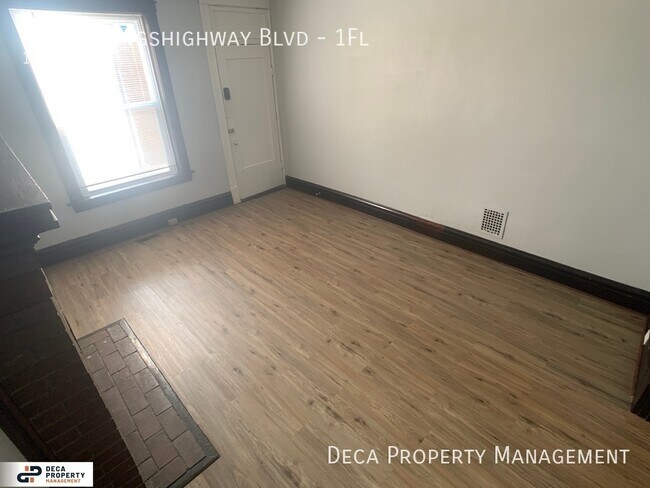 Building Photo - 1 Bedroom 1 Bathroom  Apartment