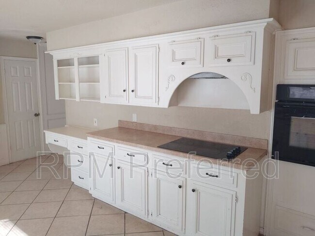 Foto del edificio - 14915 Oak Bluff Ct