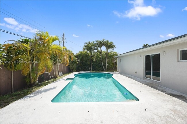 Photo - 10501 SW 53rd St House