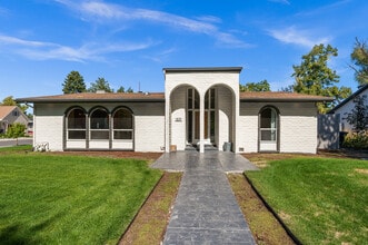 Building Photo - 1839 Cottonwood Club Cir