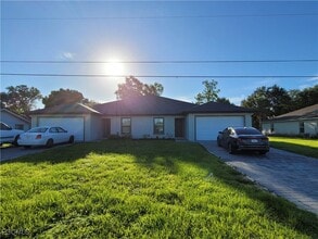 Building Photo - 501 NE 25th Ave
