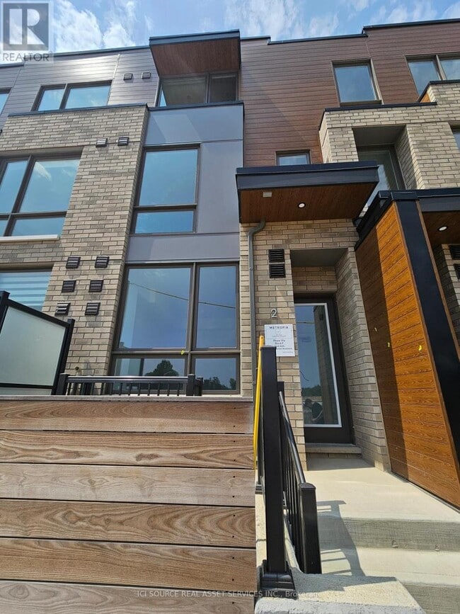 Building Photo - 70 Grn Gdns Blvd