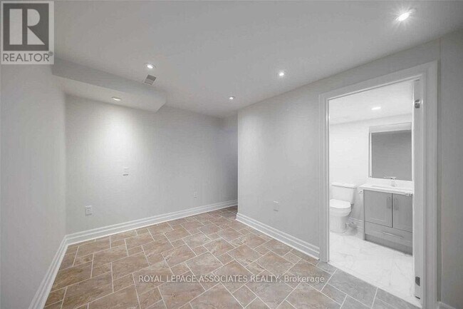 Photo du bâtiment - 33 Talbotshire St