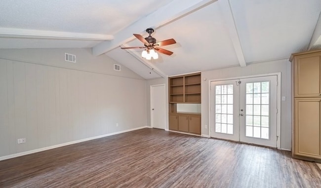 Foto del edificio - 13706 Oleoke Ln