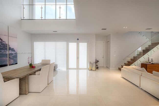 Foto del edificio - 10041 NW 75th St