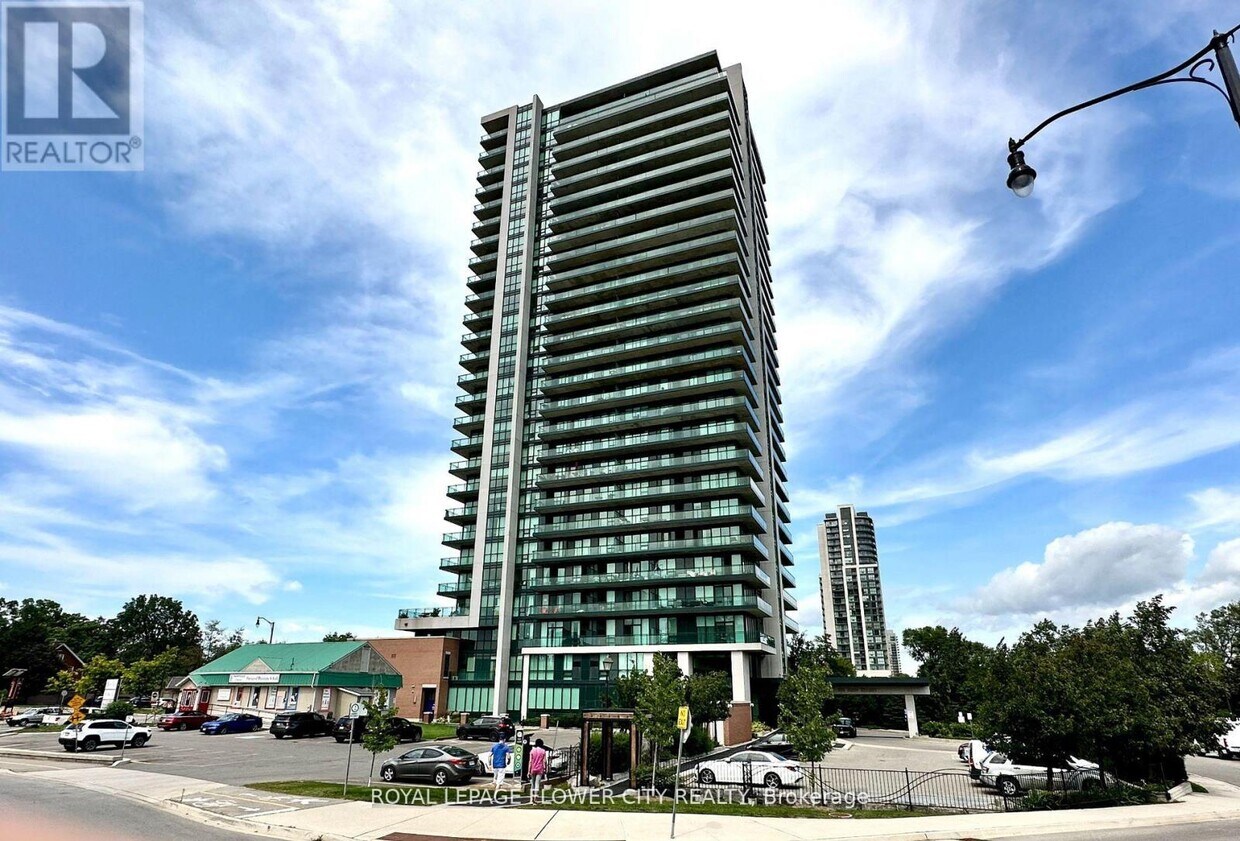 Photo principale - 100-2100 John St