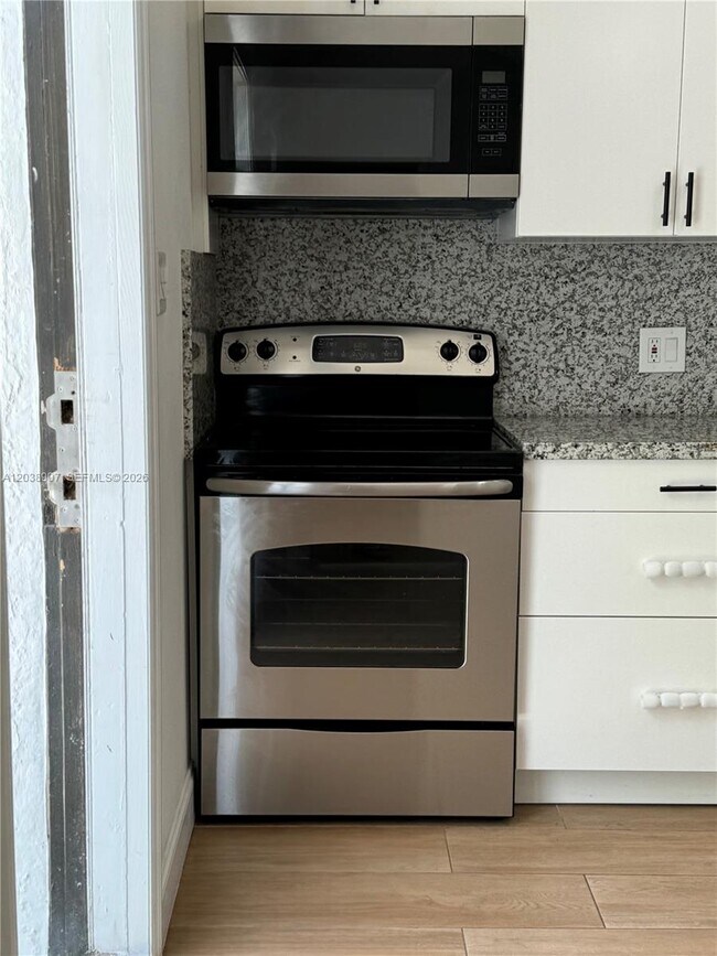 Foto del edificio - 8275 SW 205th Terrace