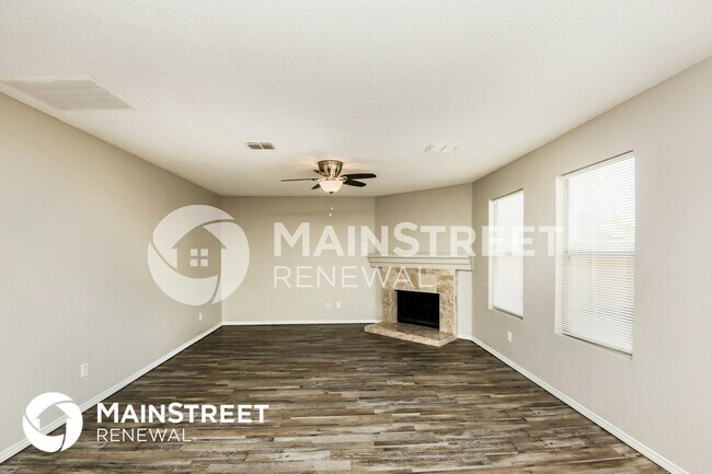 Foto del edificio - 8768 Stonebriar Ln