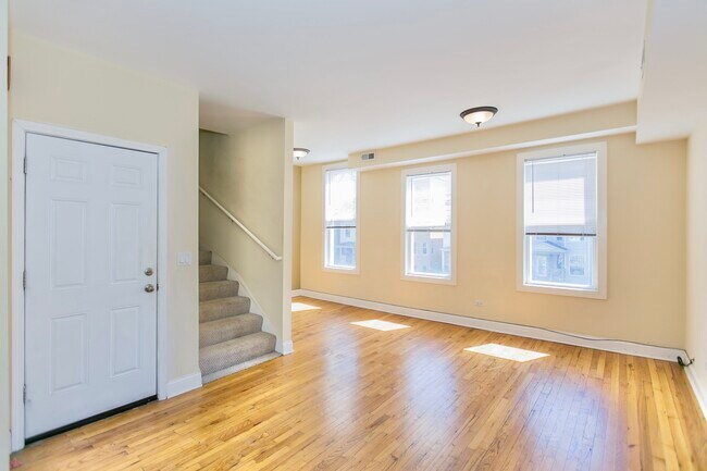 Foto del edificio - 1636 N Spaulding Ave
