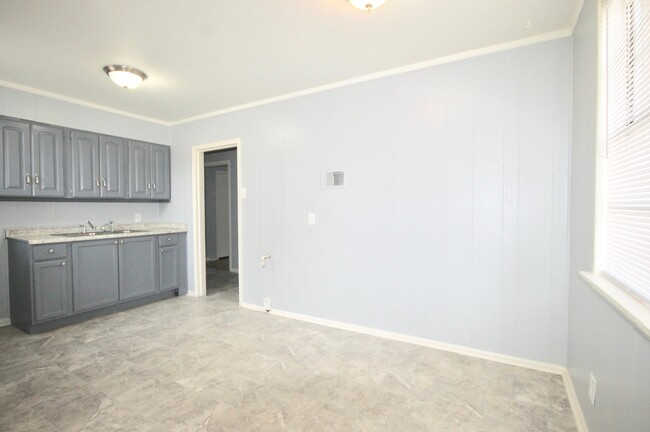 Building Photo - BEAUTIFUL HOME FOR RENT | NOW TAKING APPLI...