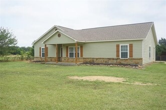 Building Photo - 137 County Rd 800A
