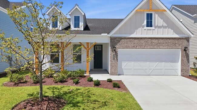 Building Photo - 3084 Claredon St