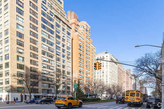 Foto del edificio - 1020 Park Ave