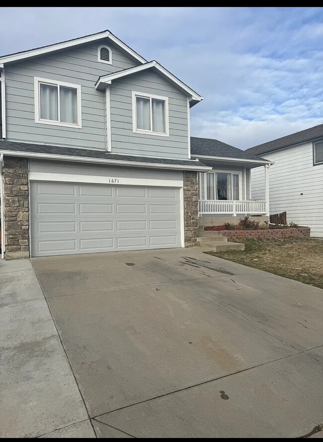 Building Photo - 1671 W 135th Dr
