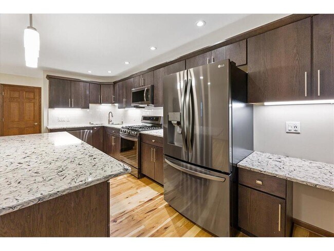 Foto del edificio - 401 Ridgewood Ave