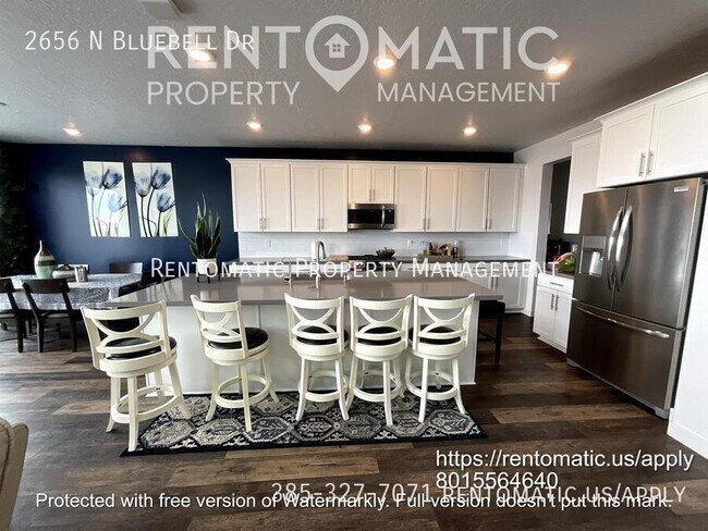 Foto del edificio - 2656 N Bluebell Dr