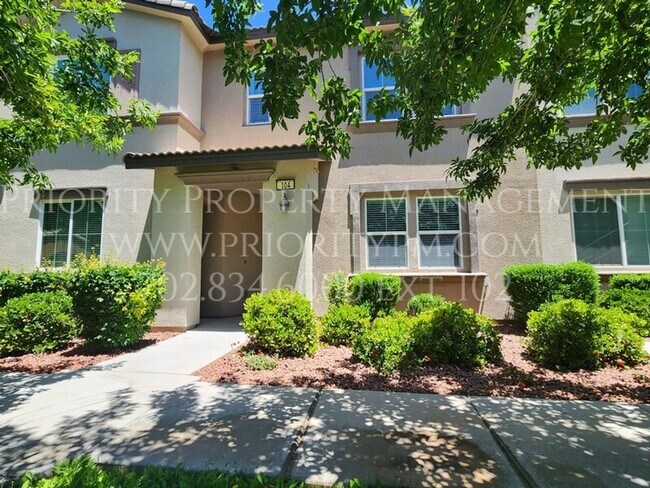 Foto del edificio - BEAUTIFUL 3 Bedroom WESTPARK CONDO IN SUMM...