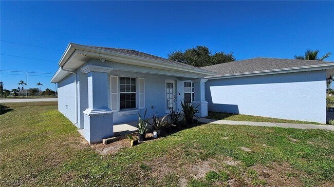 Foto del edificio - 1316 NE 16th Pl