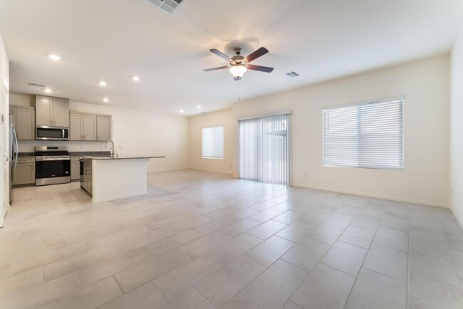 Building Photo - 7551 Bronson Bay