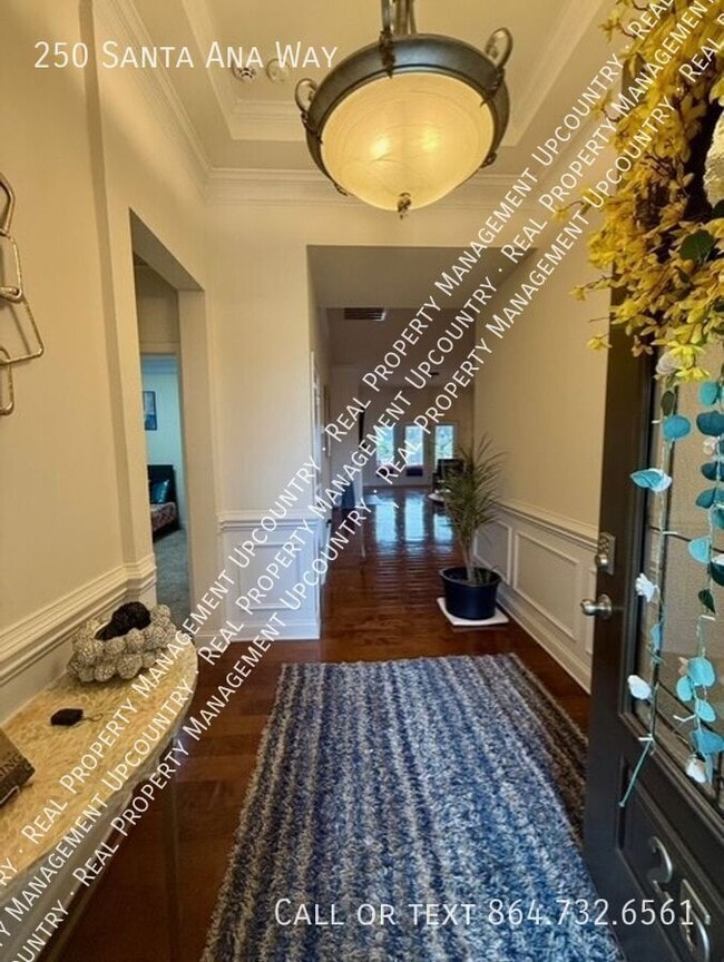 Building Photo - 250 Santa Ana Wy