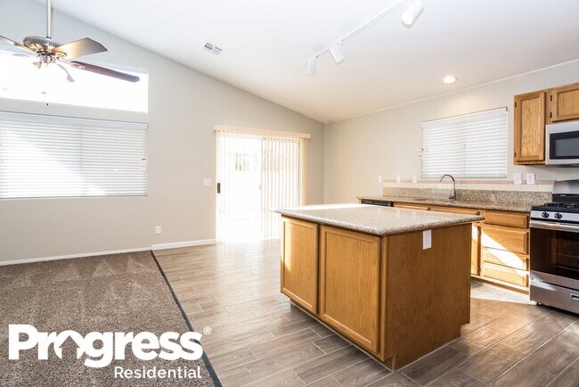 Foto del edificio - 6447 Cobble Cove Way