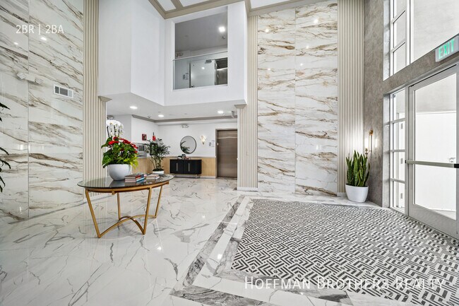 Foto del edificio - 6107 Carlos Ave