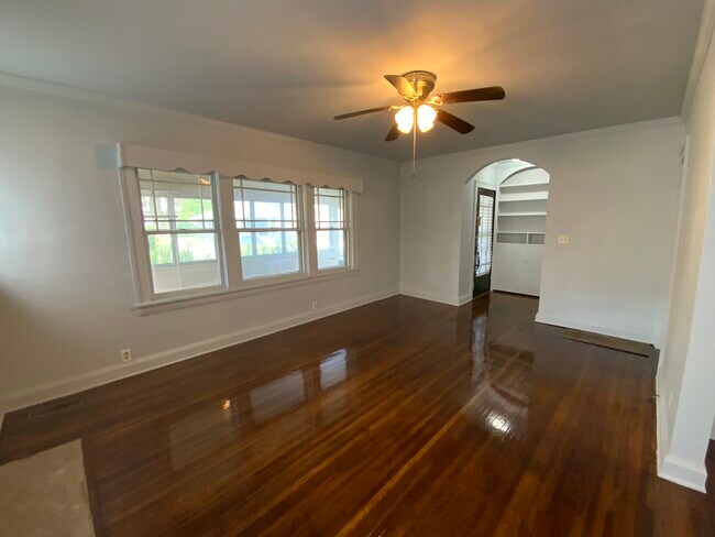 Foto del edificio - 1217 Harmon St