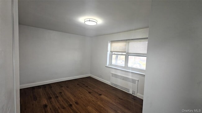 Building Photo - 66-04 Grand Central Pkwy